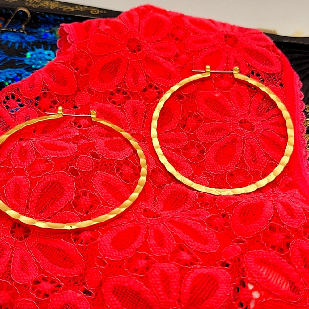 Gorgeous Loop - image 1